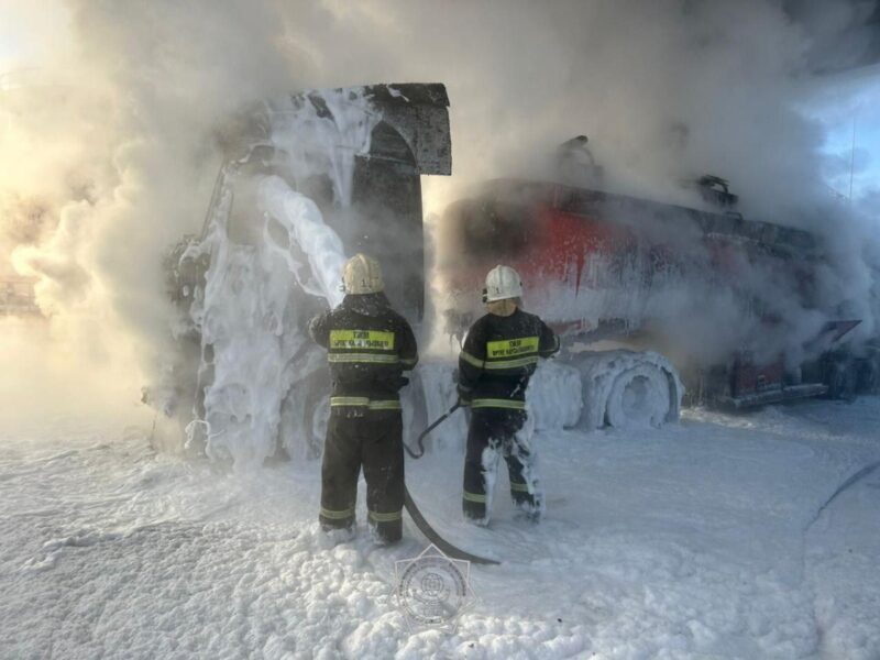 Уголовное дело возбудили после возгорания бензовоза в Павлодаре