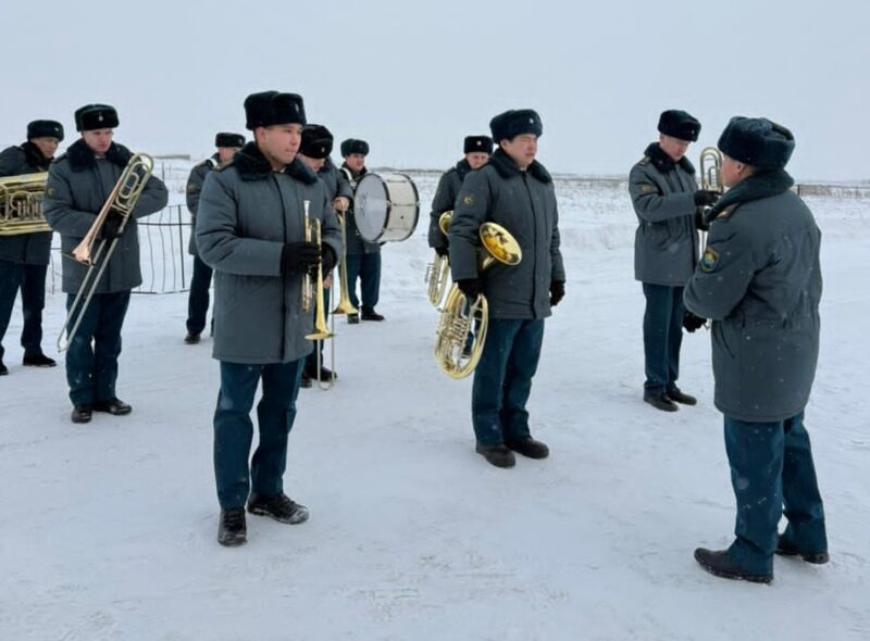 Оркестр Нацгвардии поздравил со 100-летием павлодарского ветерана
