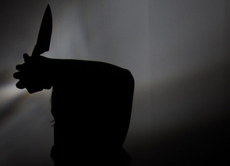 Кровавая расправа в Экибастузе: медики рассказали о состоянии выжившей женщины