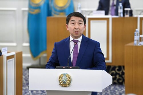 Проект новой Конституции формирует основу эволюции государства и общества – Бакыт Нурмуханов