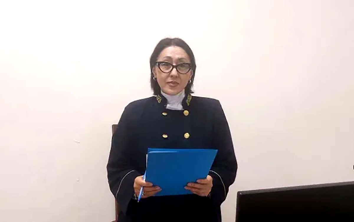 Две столичные судьи признали виновным балдыза председателя Верховного суда