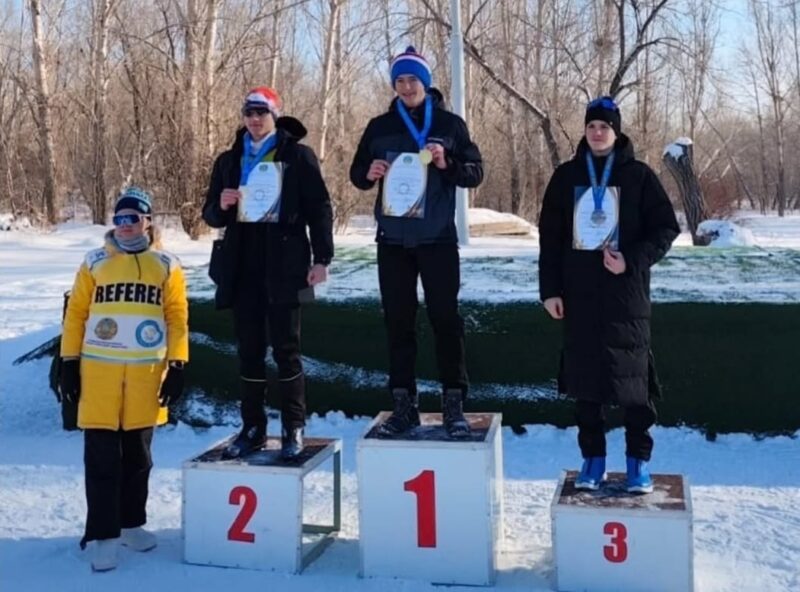 В Павлодаре определили лучших лыжников области