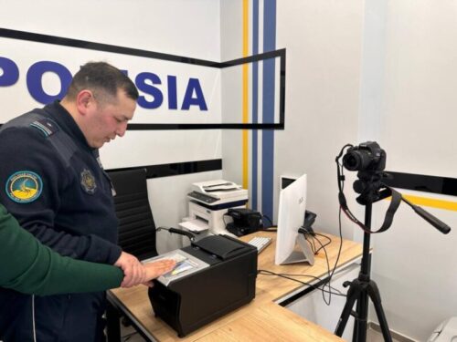 Восемь иностранцев депортировали из страны в Павлодарской области