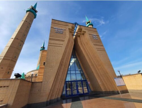 Асаин Байханов поздравил павлодарцев с праздником Ораза айт