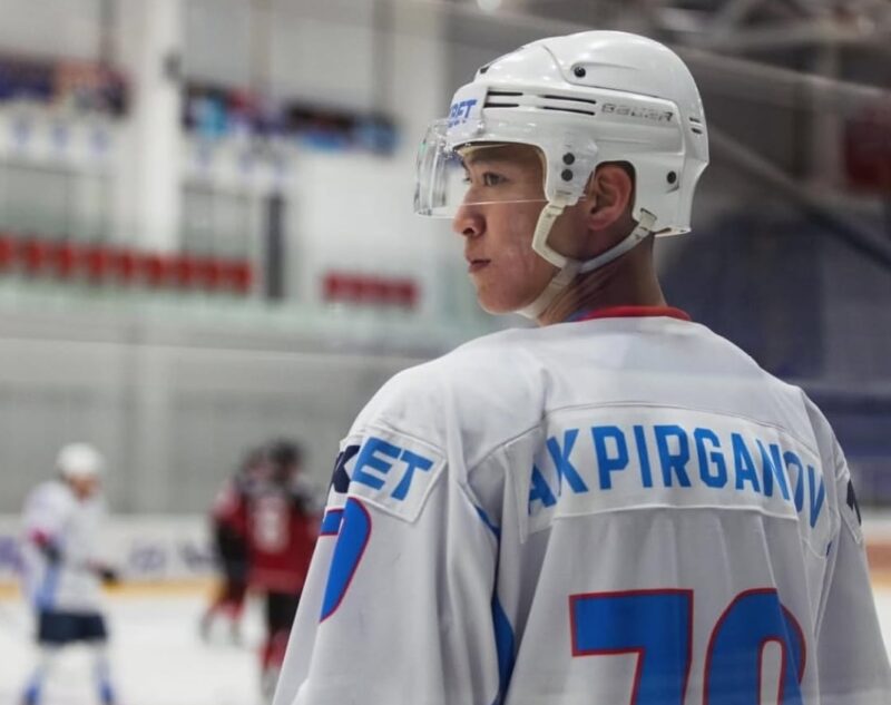 Плей-офф с павлодарским акцентом: наши хоккеисты решают исход матчей