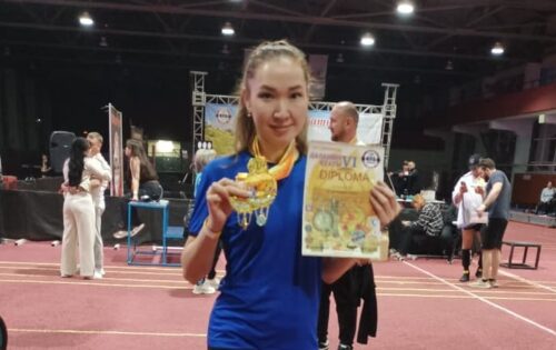 Подполковник полиции из Павлодара победила на чемпионате Азии по силовым видам спорта