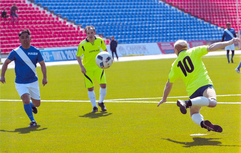 Футбол: девять лет спустя