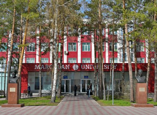 Асаин Байханов встретился со студентами педуниверситета имени Марғұлана