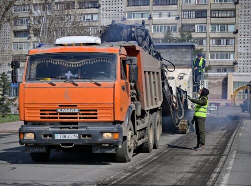В Павлодаре отремонтируют дорожное покрытие на 22 улицах