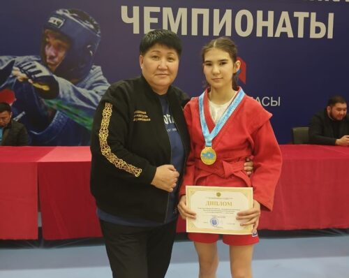 Павлодарка завоевала золото на чемпионате РК по самбо