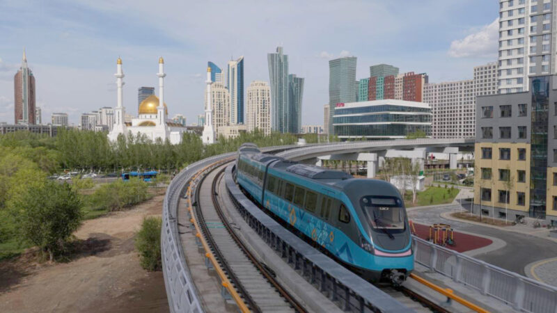 В Астане запускают скандальный LRT﻿
