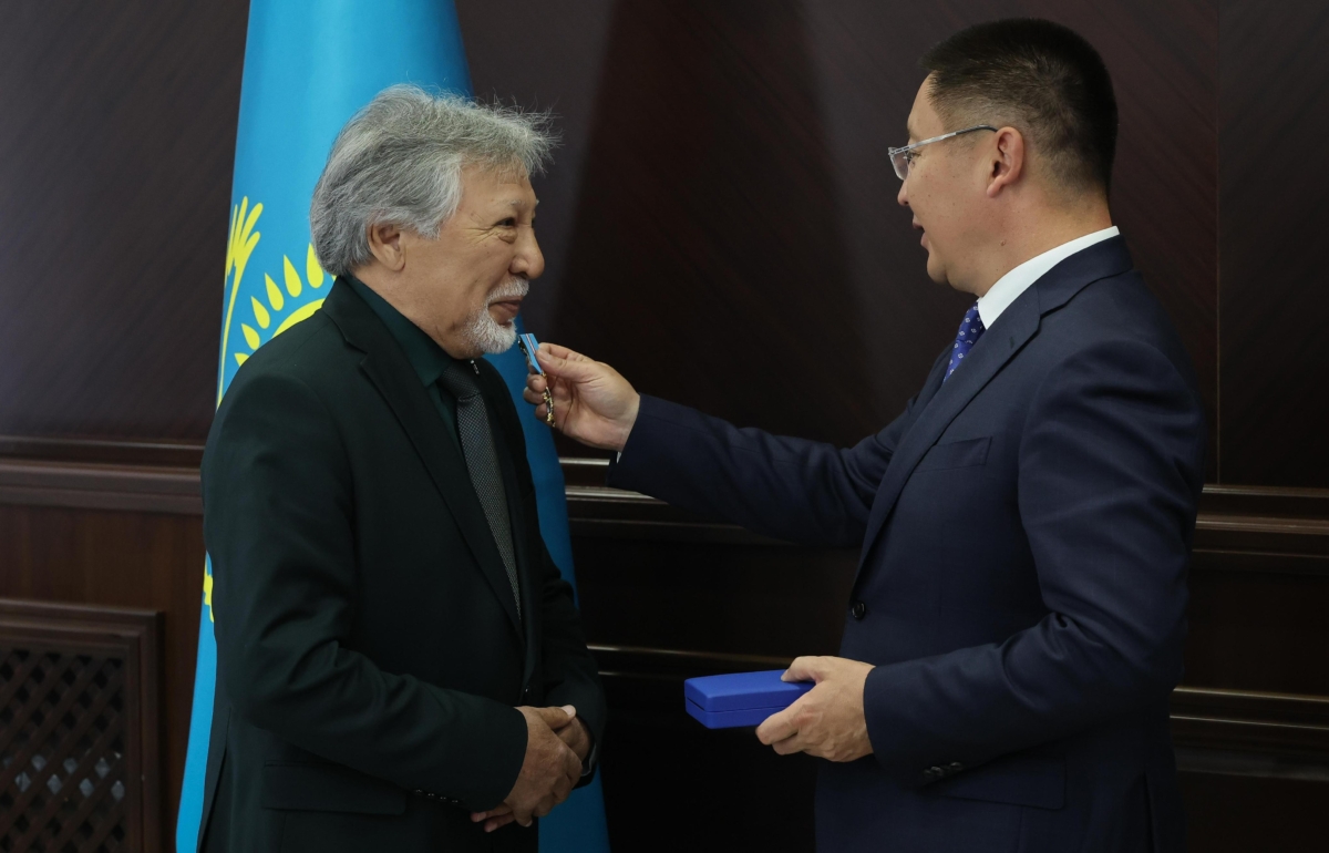 Лучших деятелей культуры и искусства наградили в Павлодаре