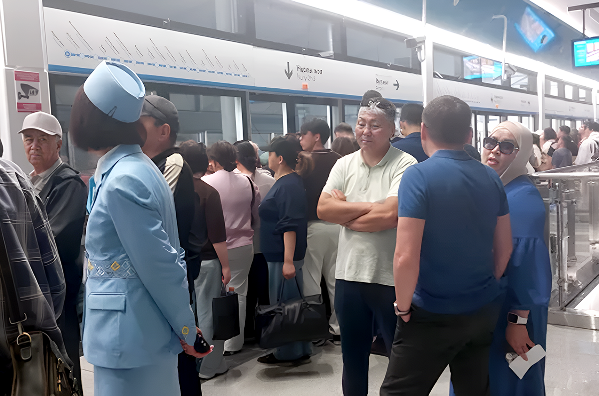 Как я пыталась попасть с вокзала Нурлы жол на ЛРТ