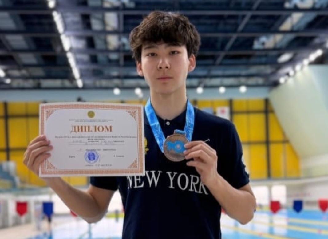 Пловец из Экибастуза завоевал бронзу чемпионата Казахстана
