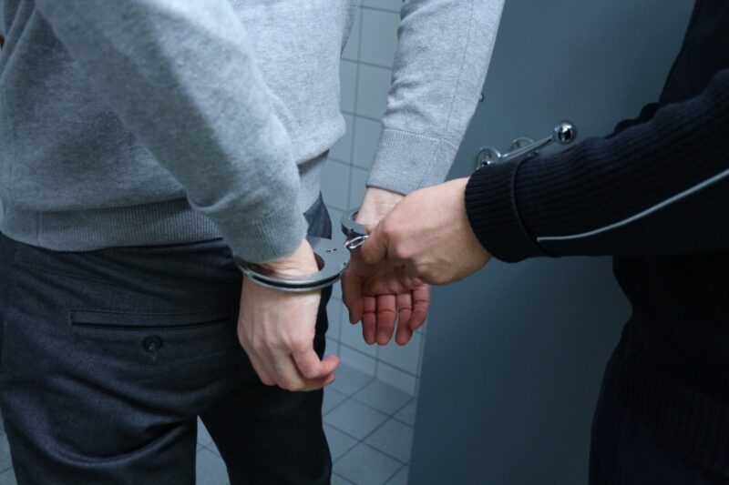 В Павлодаре задержали закладчика синтетики
