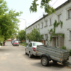 Двор в подарок