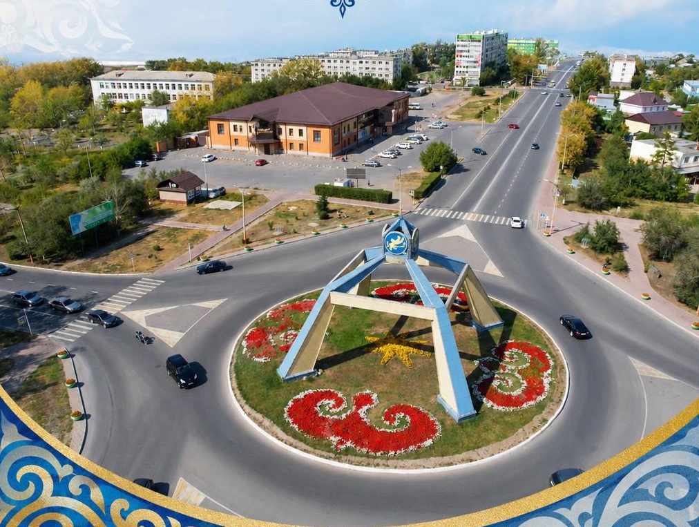 Асаин Байханов поздравил жителей Аксу с юбилеем города