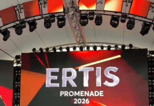 Сцену Ertis Promenade готовят к закрытию сезона: павлодарцев ждут большой концерт и фейерверк