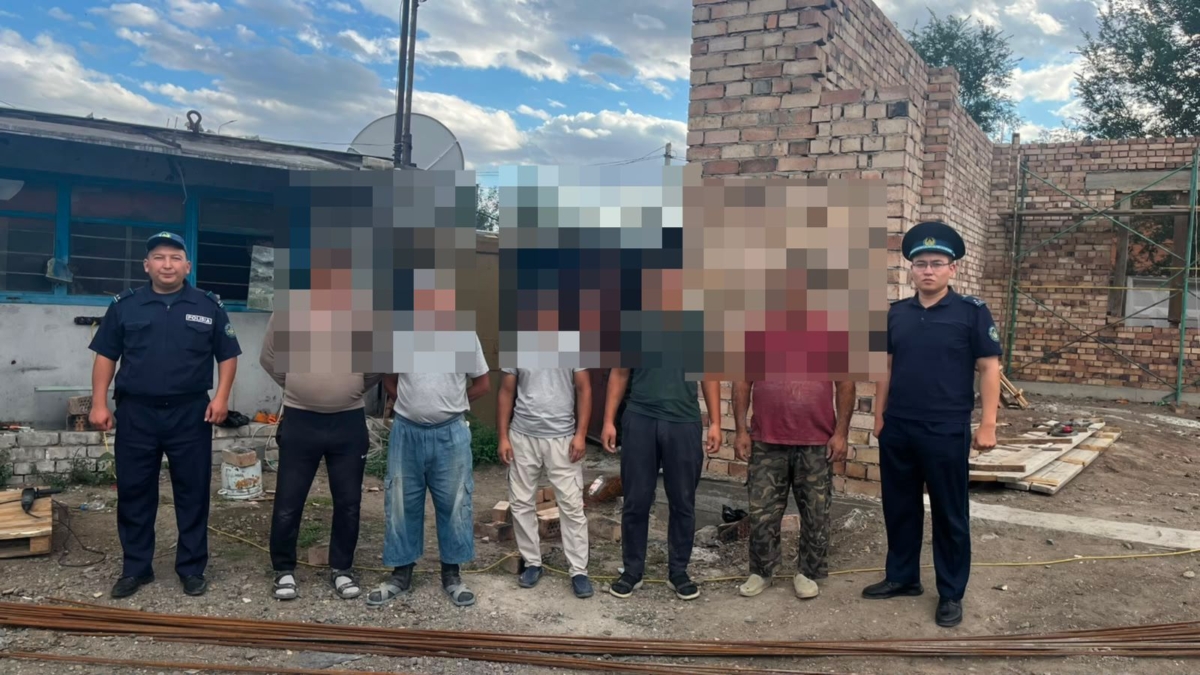 В Павлодаре задержали пятерых нелегальных мигрантов