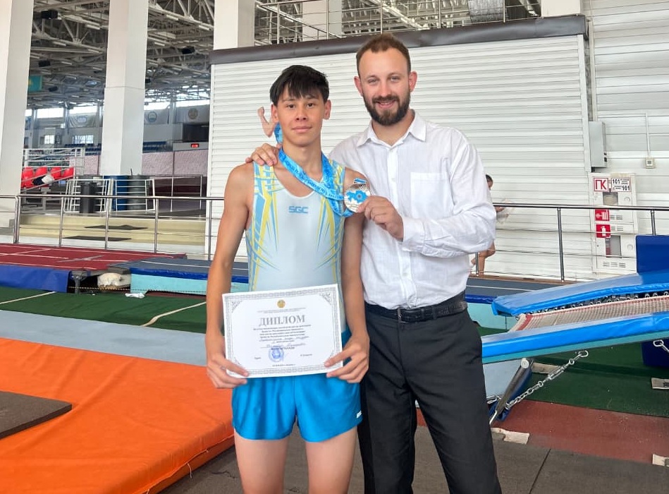 Павлодарский акробат стал чемпионом Казахстана