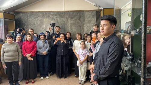 В Павлодаре открылась выставка свадебной фотографии «Между светом и чувствами»