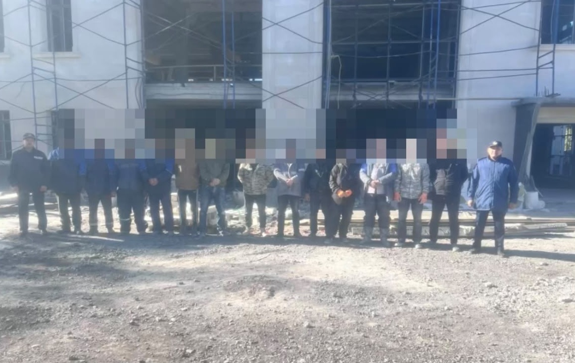 В Экибастузе задержали 13 иностранцев-нелегалов